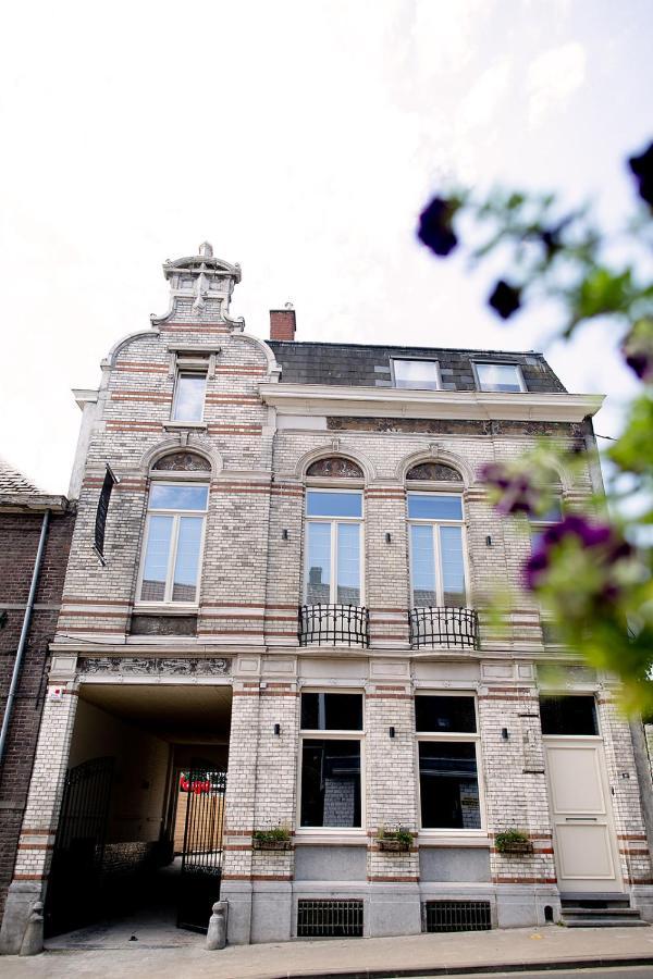 Hotel De La Poste 엘레젤레스 외부 사진