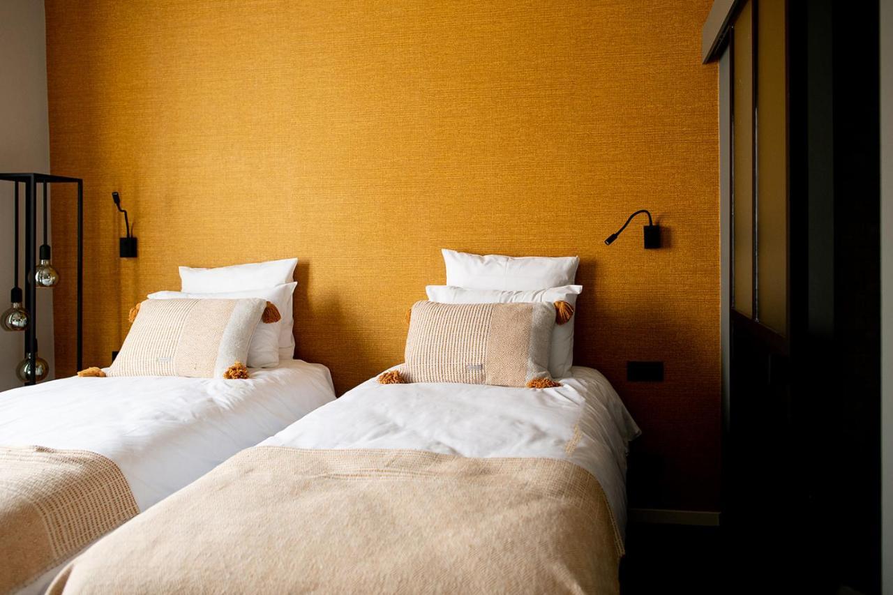 Hotel De La Poste 엘레젤레스 외부 사진